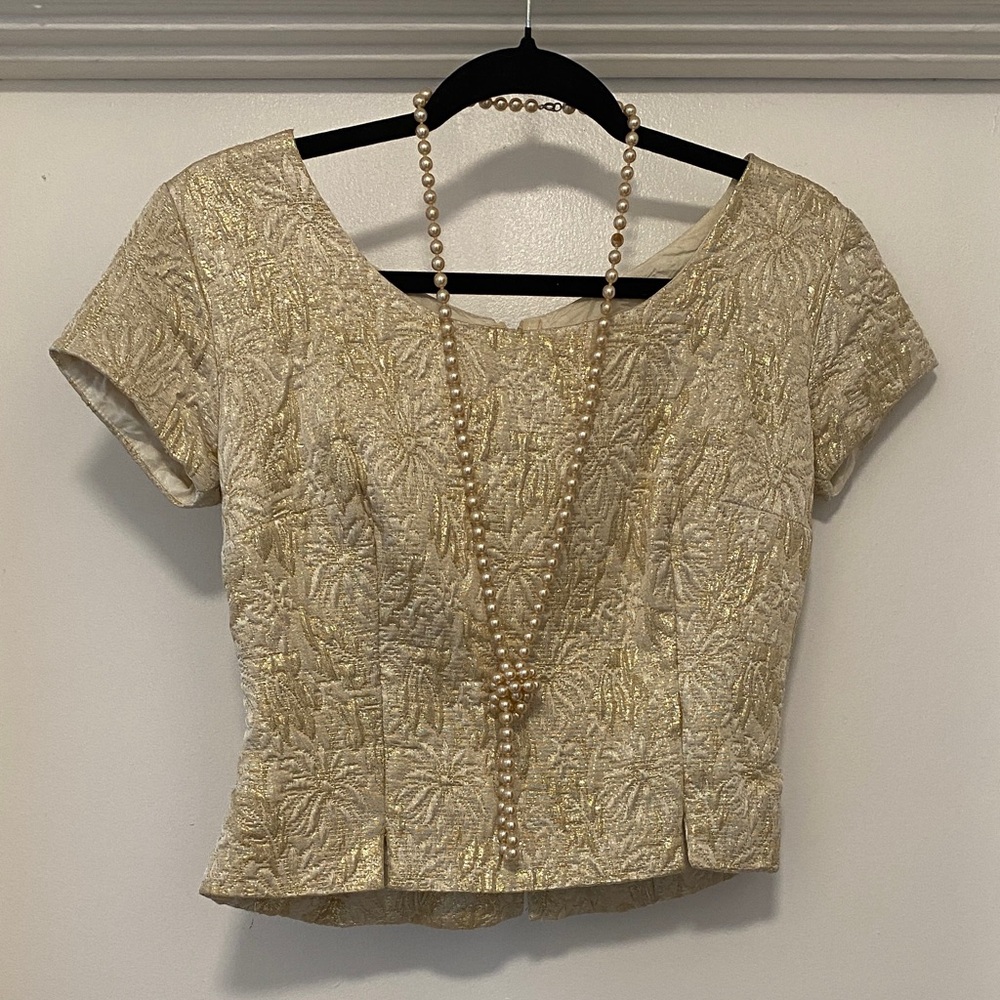 Top Elegant Gold Women's Top